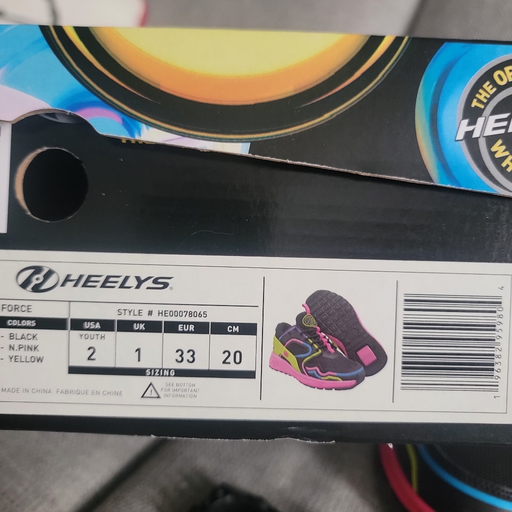Heelys Kids' Neon Black Sneakers - Picture 4 of 6